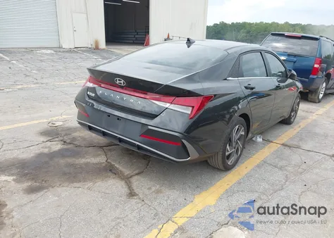 2024 Hyundai Elantra Sel from USA, damaged, VIN KMHLS4DG4RU688687